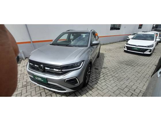 VOLKSWAGEN T-CROSS 1.4 250 TSI TOTAL FLEX HIGHLINE AUTOMÁTICO